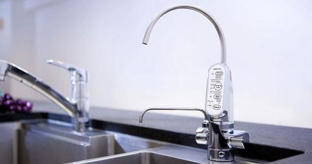 What Is Alkaline Ionized Water Purifier? Should I Use It