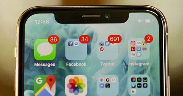 Why Doesn't the Iphone Drop the Notch?
