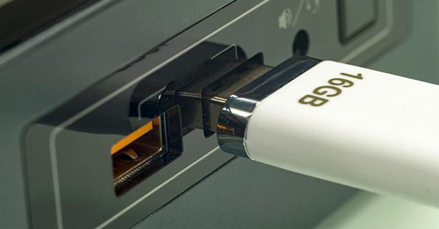 Windows 10 Computer Must Remove USB or External Memory Card to Upgrade to Windows 10 May 2019 Update