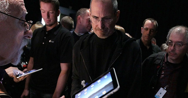 Working as an Engineer for 15 Years at Apple, but When It Comes to Demoing Steve Jobs Products Like