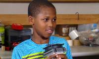 11-year-old boy invented a device to detect abandoned children in the car