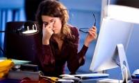 5 signs that you have eyestrain due to using the computer too long and how to fix it
