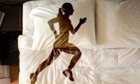 6 'bed' fitness exercises help burn excess fat effectively every morning