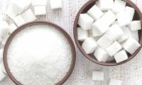 6 unexpected uses of white sugar in home and garden care