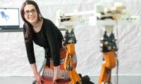 AutoSaw experiment system, using robots to serve sawing