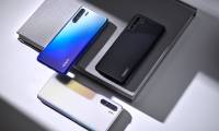 Check out the extremely stylish OPPO Reno3 gift set