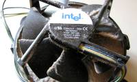 Cleaning: An effective way to help your computer 'live' more