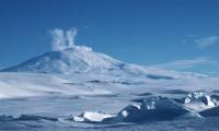 Discovering more than 91 new volcanoes in Antarctica, hiding catastrophes for mankind can break out at any time