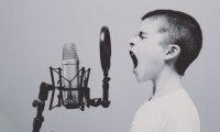 Entertainment with 6 voice changer apps on Android