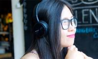 Experience Sony MDR-ZX110AP: Stylish headphones for music followers