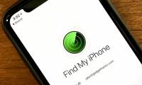How does the Find My Apple feature find lost iPhones without Internet?
