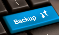 How to backup photos on Windows 10 computer?