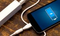 How to charge a newly purchased phone battery to avoid the bottle