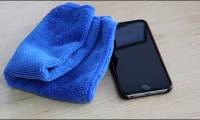 How to clean the phone and other electronic devices