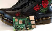 How to run scripts on boot on the Raspberry Pi