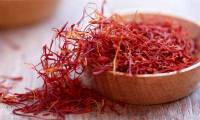 How to use saffron to improve health and skin
