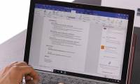 How to zoom in and out of Word documents