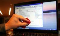 Instructions for cleaning laptop screens are extremely simple at home