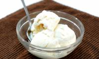 Instructions for making simple creams do not require an ice cream machine
