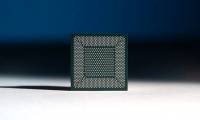 Intel launches a new AI chip that is 1,000 times faster than CPU