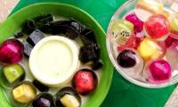 Jelly ball fruit, delicious cool summer bar
