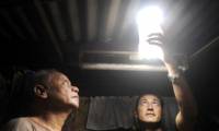 Light bulbs all day without electricity from discarded plastic bottles