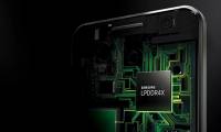 Samsung usurped Intel, becoming the world's largest chip maker