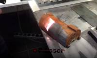 See a $ 45,000 laser gun sweeping away all stains on metal in a flash