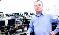 The image system allows the entire eye to be checked with a single instrument