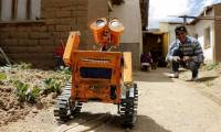 The student successfully built Wall-E Robot from the material collected at the landfill