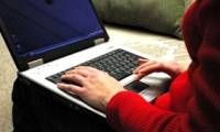 Using laptops a lot: Loi is not good