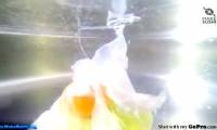 Video: Drop the camera in hot water to shoot ... boiled eggs