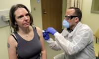 Video: Experience of the first person in the world to be tested on Covid-19 vaccine