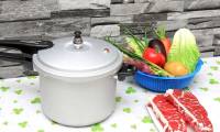 What is a pressure cooker?  Which model pressure cooker should you buy best?