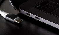 What is US4?  How is it different from previous USB standards?