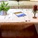 The simple way to take advantage of the old door as a coffee table