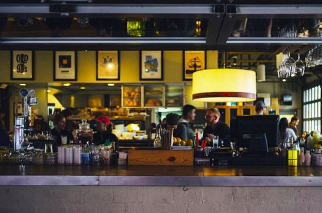 4 Tips To Help You Manage Your Restaurant Business Better