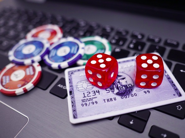 6 Things to Know Before Playing at Online Casinos