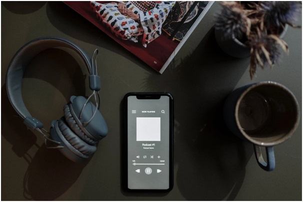 Picture 2 of The 11 Best Students Podcasts of 2021