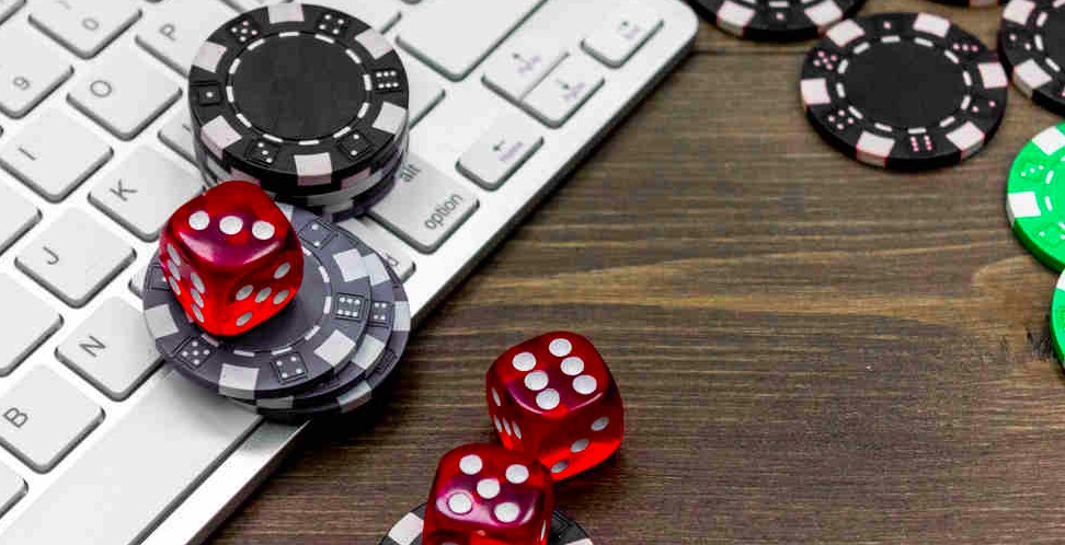 Why should you play at online casinos?