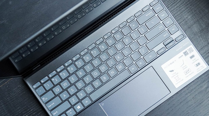 ASUS ZenBook UX425JA Detailed Review: Ultra-thin, lightweight and ultra-durable Picture 10