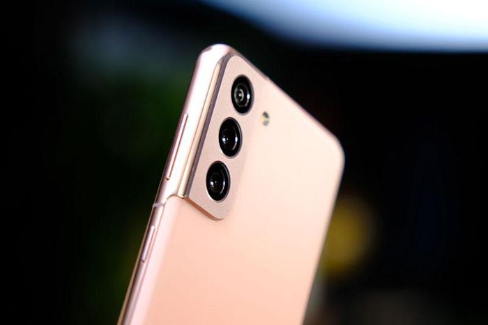 Detailed photo of Samsung Galaxy S21 5G Picture 16