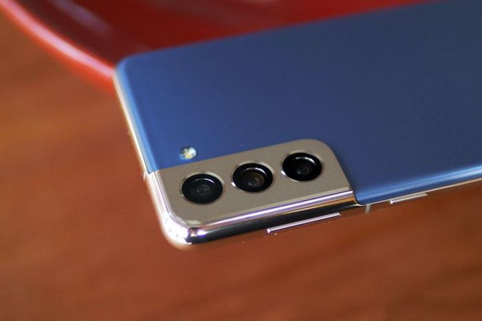 Detailed photo of Samsung Galaxy S21 5G Picture 17