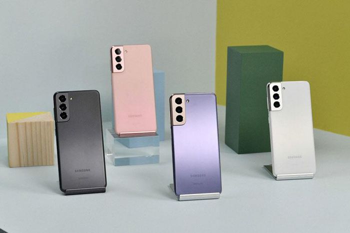 Detailed photo of Samsung Galaxy S21 5G Picture 5