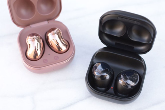 Explore the Galaxy Buds Pro wireless headphones Picture 2