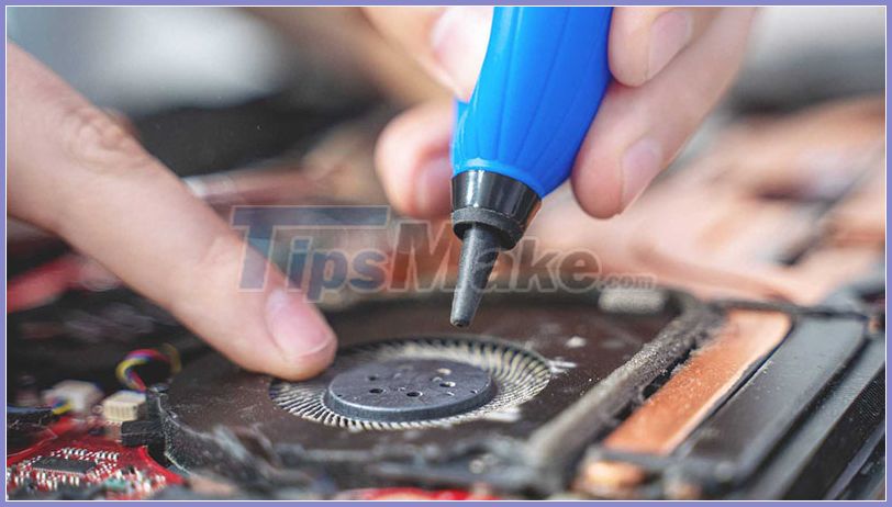 How to properly clean the laptop Picture 12