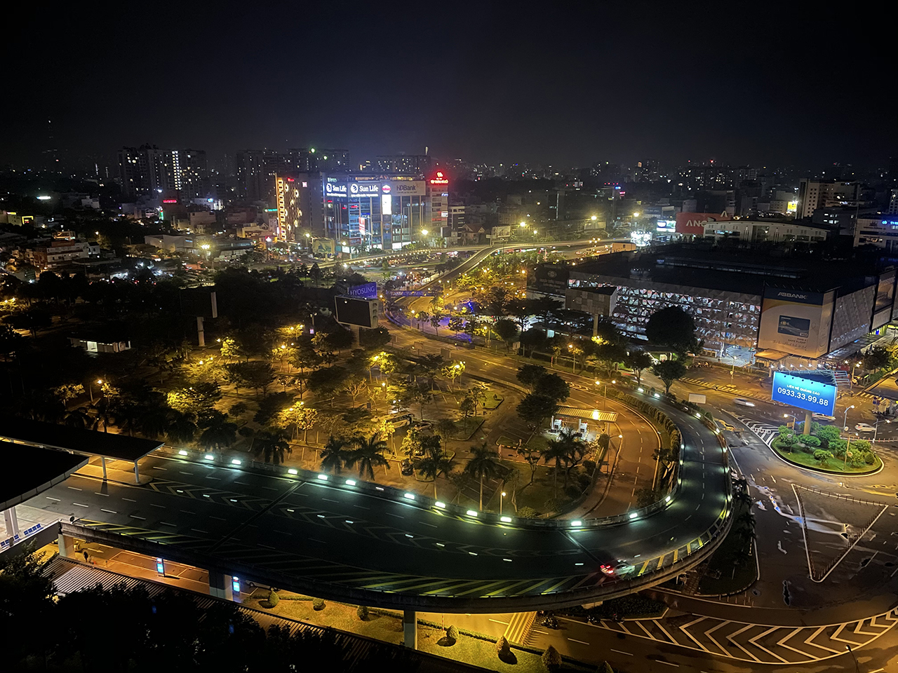 Review iPhone 12 mini: Battery life up to 7 hours Picture 9