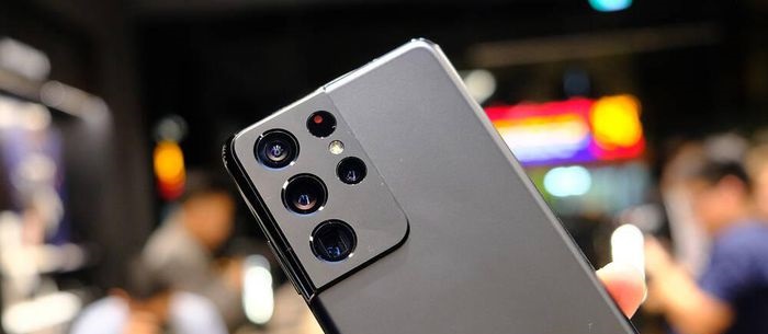 Reviews Galaxy S21 series: So beautiful, Samsung! Picture 7