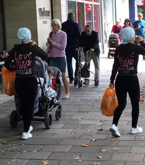 Series of photos demonstrating life as a simulated world Picture 13