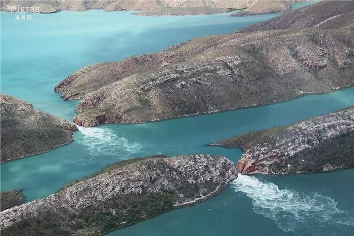 images 2 of The most exotic waterfalls in the world